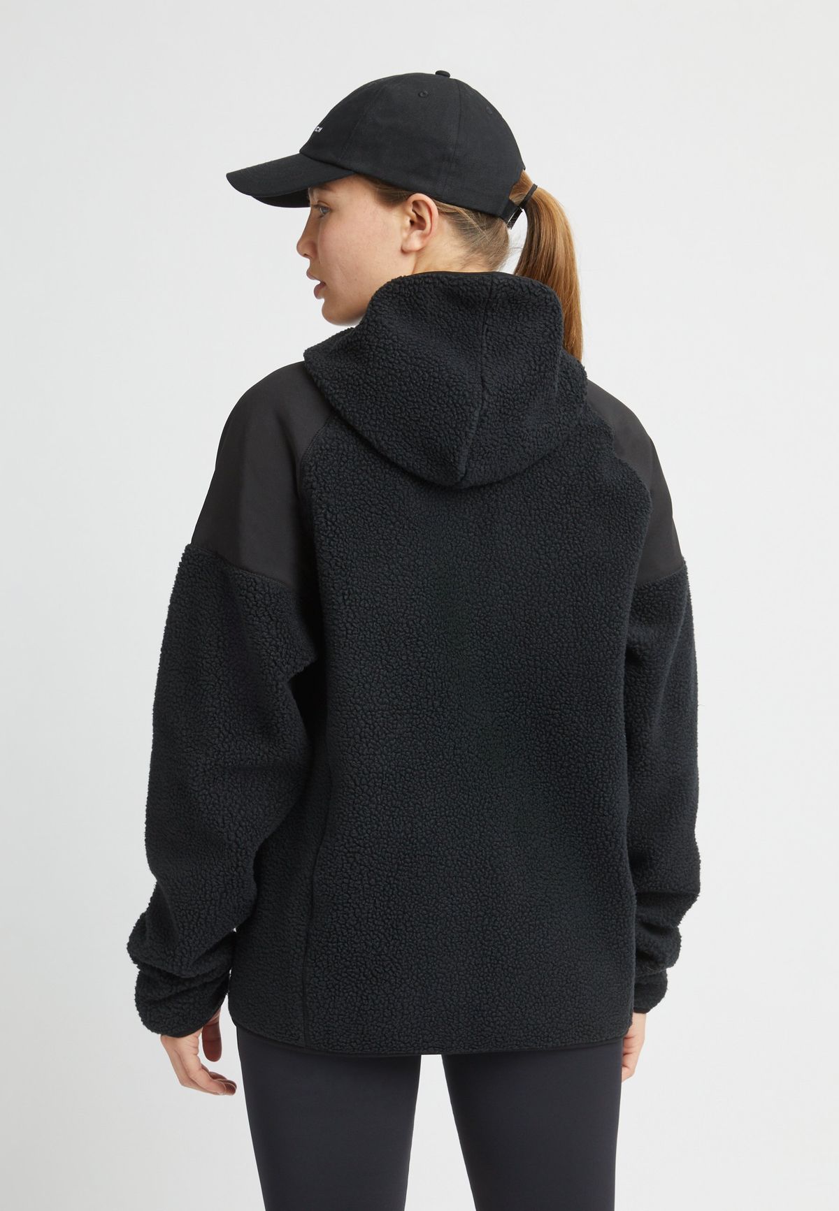 Wazzi Pile Hoodie, Black