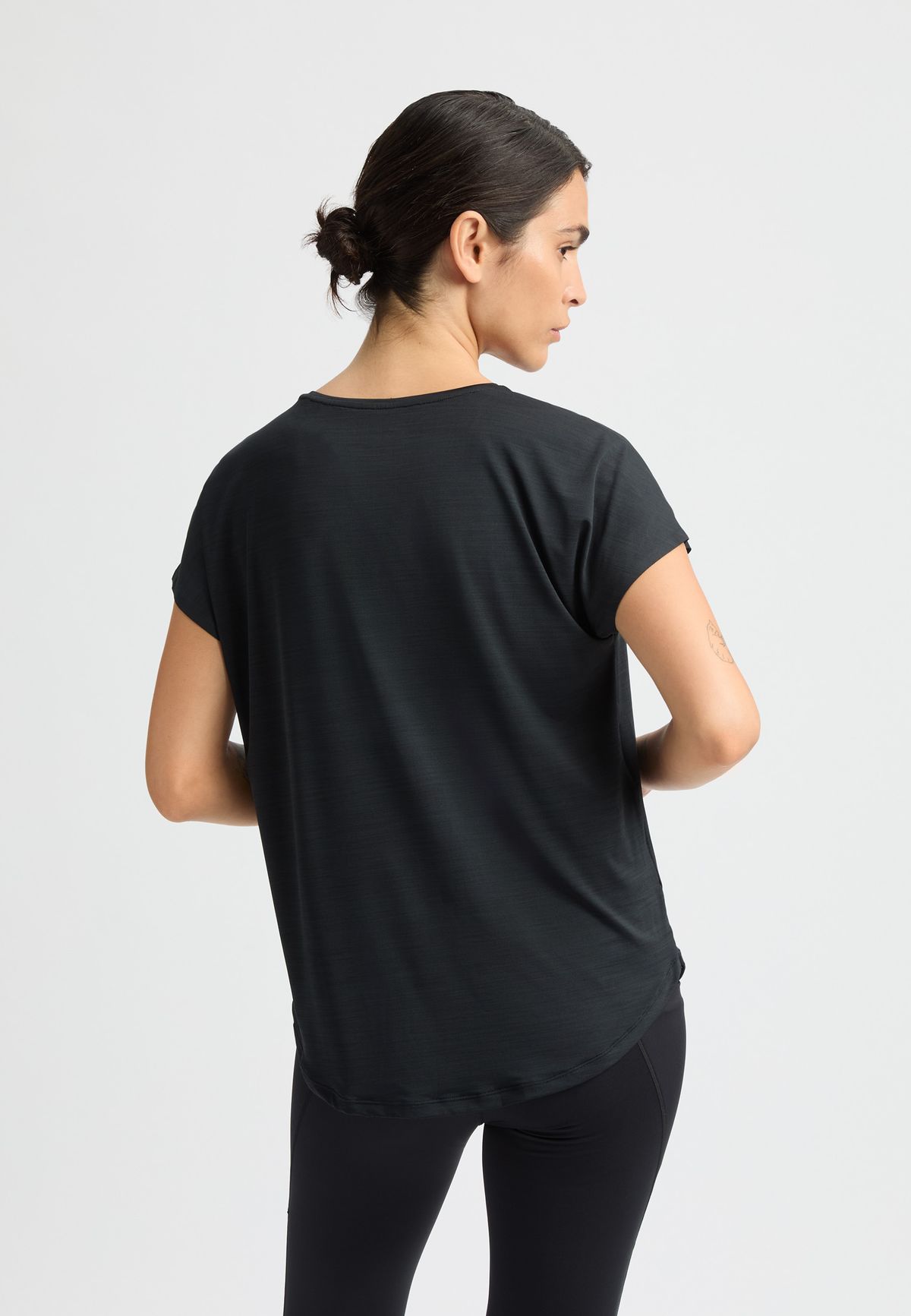 Motion Loose Tee, Black