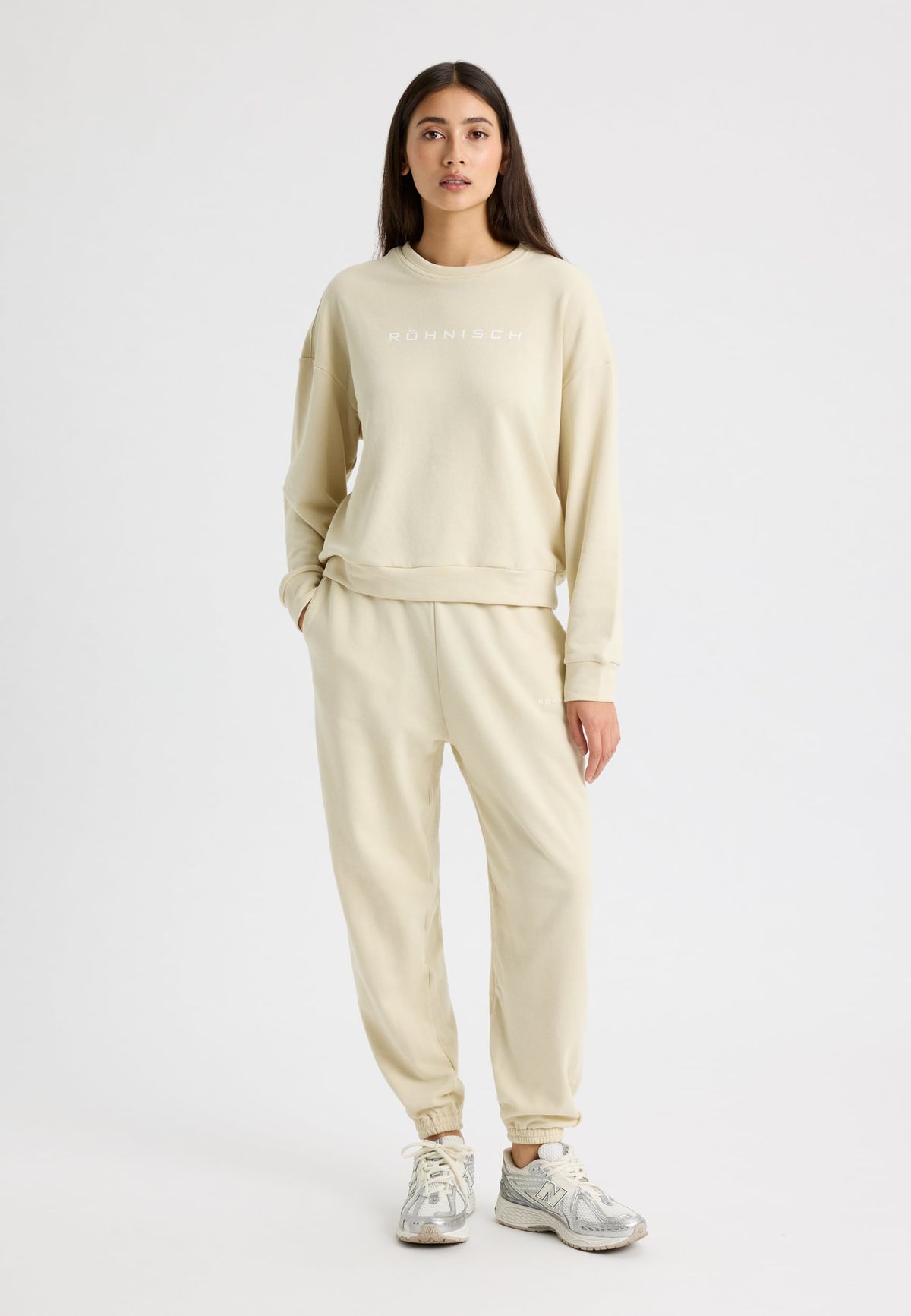 Roe Sweatpants, Castle Wall