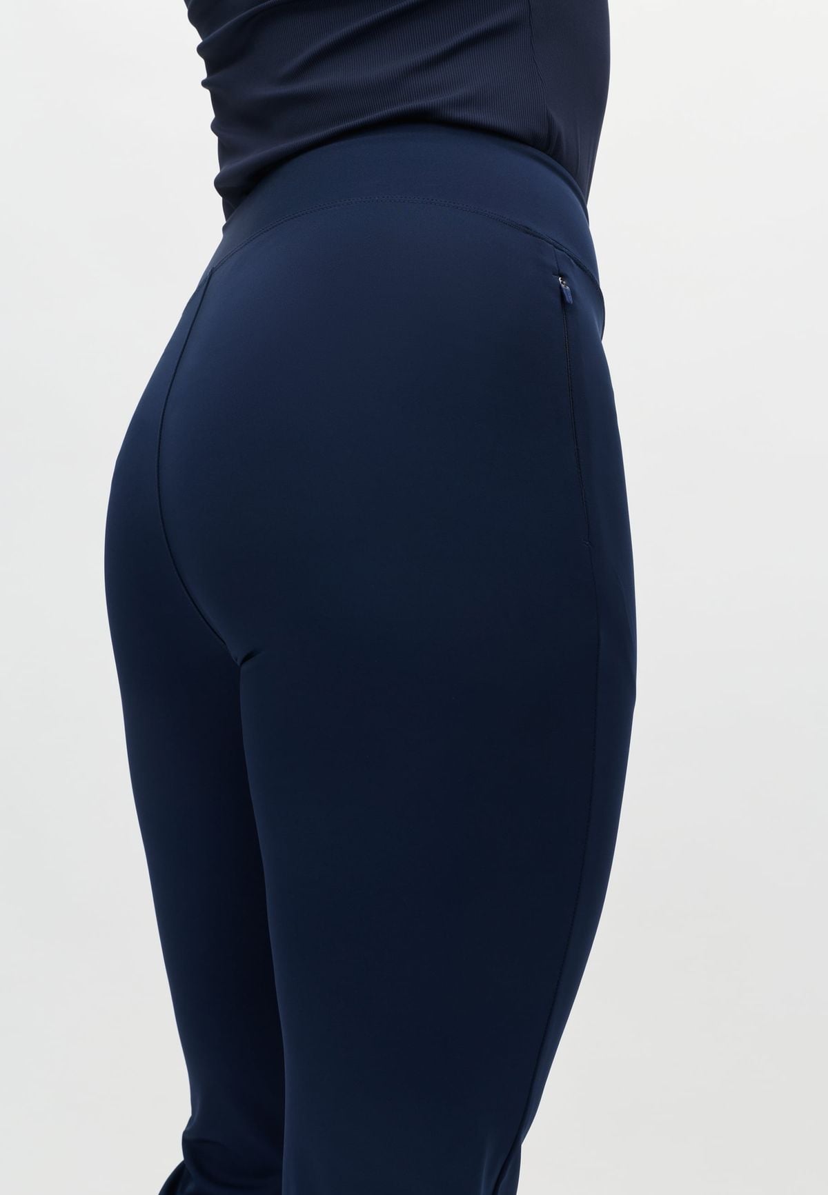Pull on Flattering Golf Pant, Navy