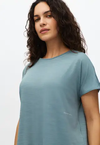 Motion Tee, Stormy Sea