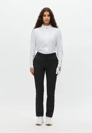 Ultimate Performance Chinos, Black