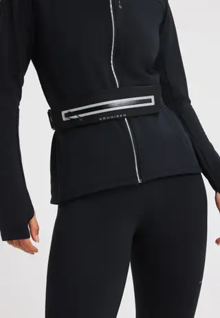 Issa Expandable Running Belt, Black