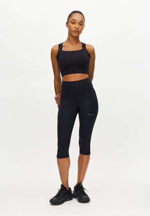 Flattering High Waist Capri Tights, Black